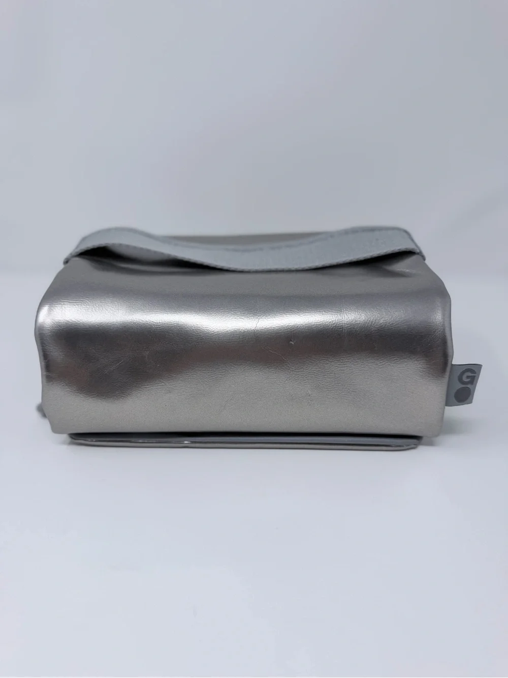 HOBO Metallic Silver Jewelry Organizer Travel Case Fold-Out Zip Pouches